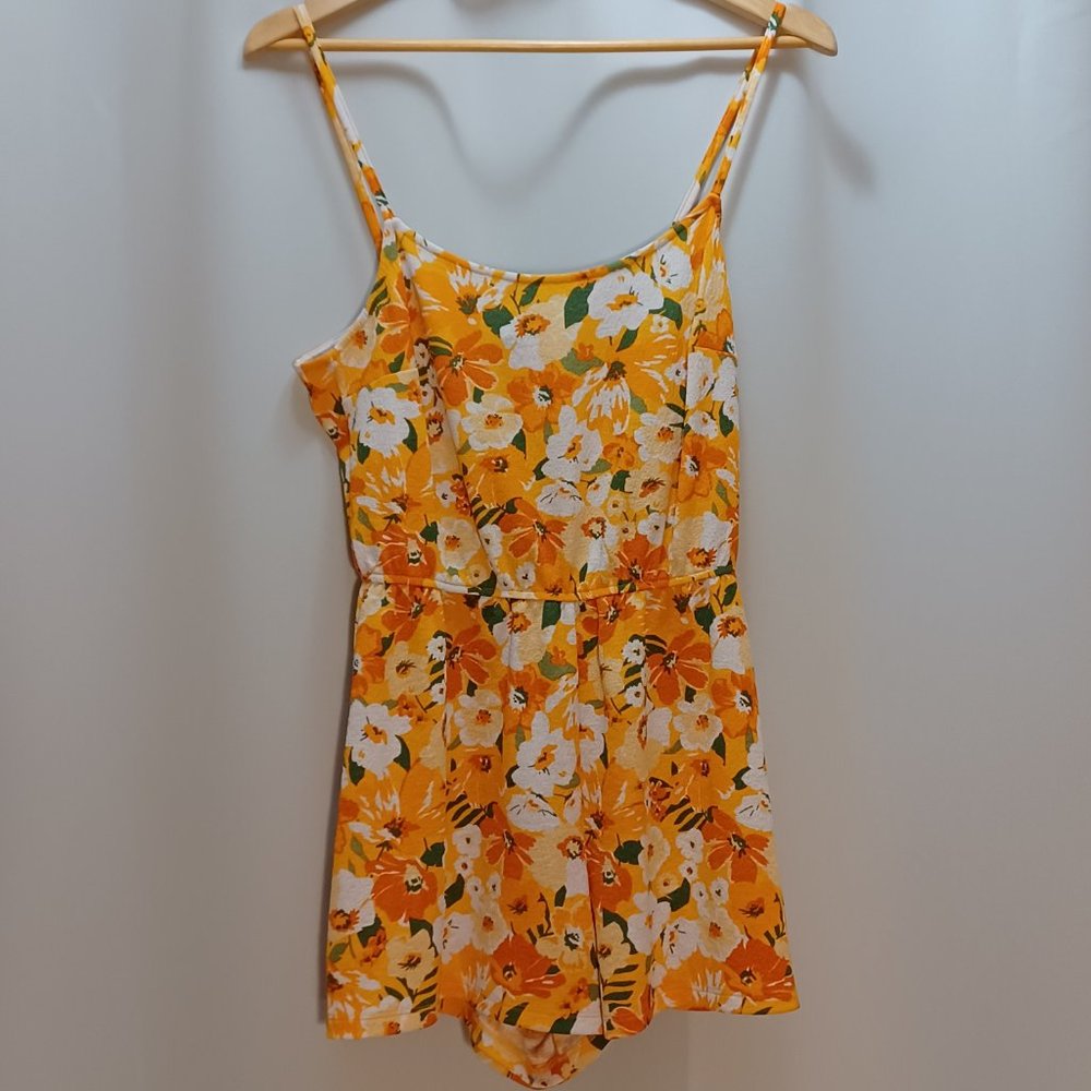 Divided H & M Romper summer yellow floral short small